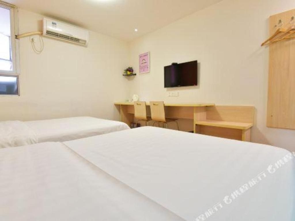 7 Days Inn Luzhou Commercial Pedestrian Street Center Экстерьер фото