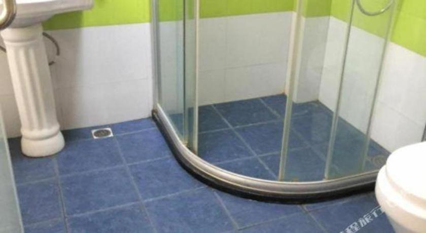 7 Days Inn Luzhou Commercial Pedestrian Street Center Экстерьер фото