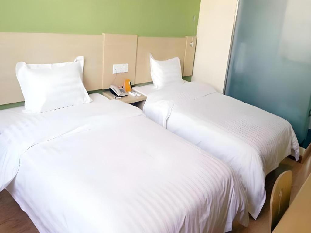 7 Days Inn Luzhou Commercial Pedestrian Street Center Экстерьер фото